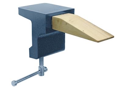 Schraubstock-Mit-Holzstift