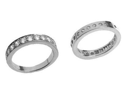 Trauring Mit Körnerfassung 1 Reihe,18k Weißgold Pd 13,5. Ref. 111 - Standard Bild - 3
