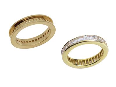 Trauring Mit Schienenfassung Für Baguetteschliff, 18k Gelbgold. Ref. 340 - Standard Bild - 2