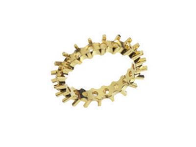 Ring Mit Versetzter Krappenfassung 1 Reihe, 18k Gelbgold. Ref. 391