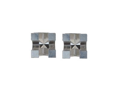 Ohrring Fertig Zum Einfassen 4 Quadratische Krappen, Für Stein Von 1,80 Mm, 18k Weissgold Rhodiniert, Pro Stück - Standard Bild - 3