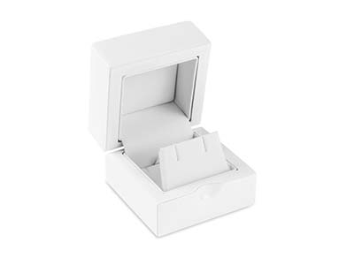 White Wooden Stud Earring Box - Standard Bild - 1