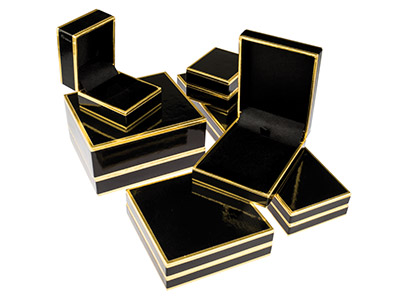 Armbandbox, Schwarz Und Gold Karton - Standard Bild - 3