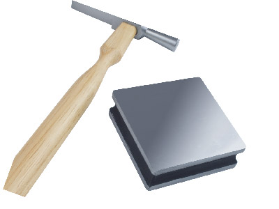 Set Aus Hammer, Klöppel Und Stempel - Standard Bild - 2