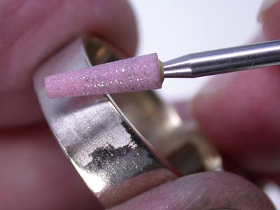 Keramikgebundenes Schleifmittel, Mittelkorn, Korngröße 2,8 X 6 Mm, Nr.650,busch - Standard Bild - 3