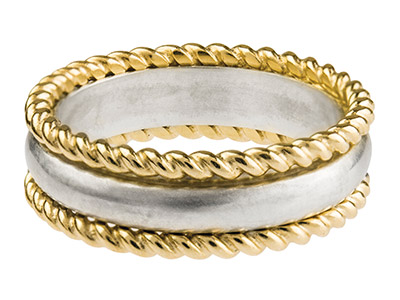 Gegossener Bandring Aus 9 kt Gelbgold, Gedreht, 1,6 mm Breit, Größe o - Standard Bild - 3